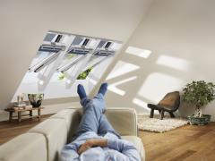 Stoglangiai šlaitiniams stogams VELUX stogo langai STANDART PLUS 